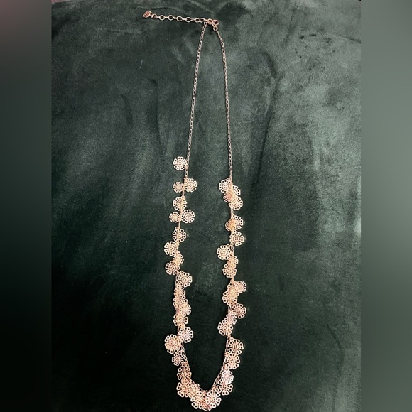 Beautiful gold Talbots artistic necklace! - Picture 3 of 4